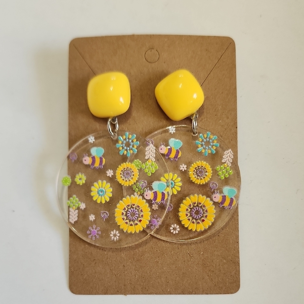 Yellow Floral Bee Acrylic Pendant Earrings